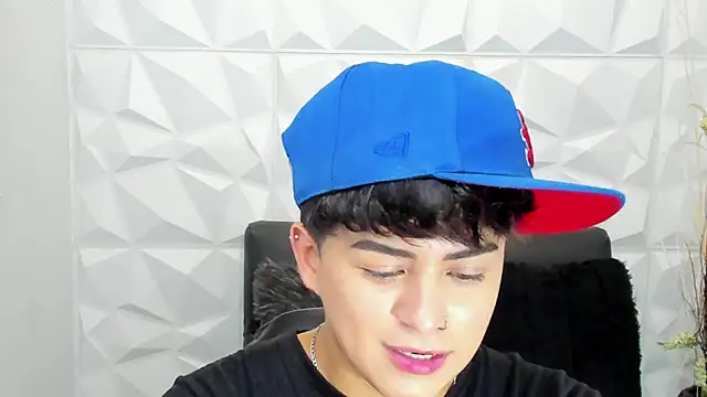 Sam Daves online show from 12/03/25, 02:37