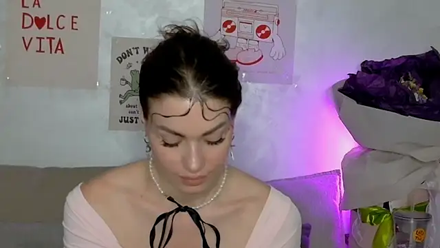 SweetDarling7 online show from 06/19/26, 01:26