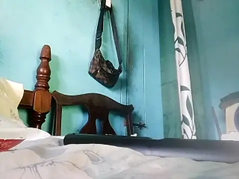 Snapshot of rasvinchi chatting on 10/19/25, 05:24 rasvinchi online show from 10/19/25, 05:24