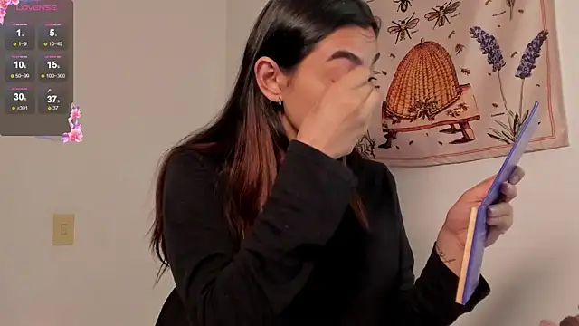 Gabee7  online show from 09/25/25, 03:05