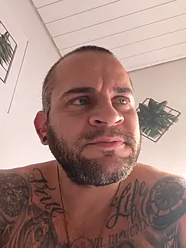 Snapshot of 19ribon chatting on 09/13/25, 03:06 19ribon online show from 09/13/25, 03:06