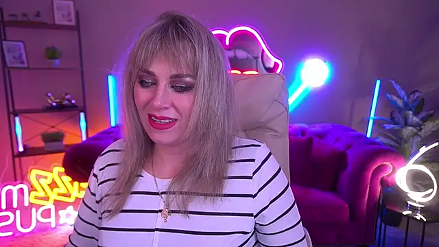 Snapshot of CandyLadyyy chatting on 11/30/25, 09:19 CandyLadyyy online show from 11/30/25, 09:19