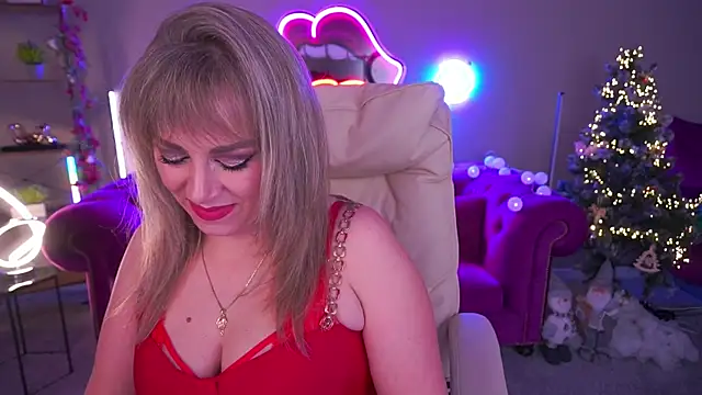 CandyLadyyy online show from 12/19/25, 09:44