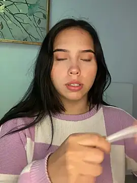 LunaCandy  online show from 03/18/25, 12:47