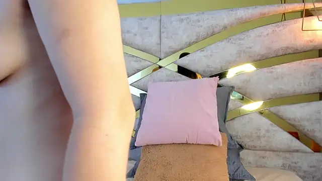 Sofiia Rossee  online show from 12/01/25, 08:36