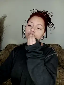 jenn cg online show from 03/18/25, 08:48