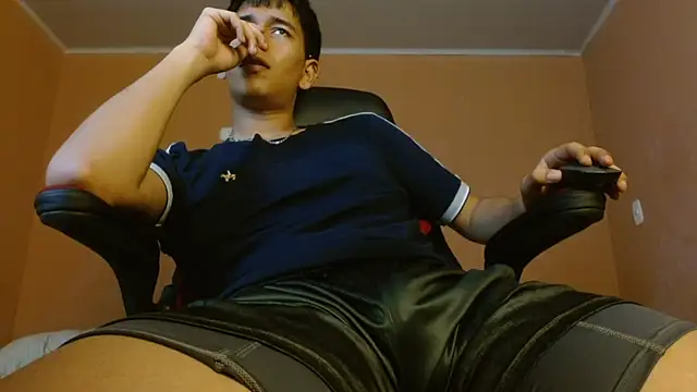 Snapshot of jettdread chatting on 10/20/25, 06:41 jettdread online show from 10/20/25, 06:41