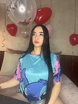 alisonnwalker2025 online show from 02/17/26, 12:56