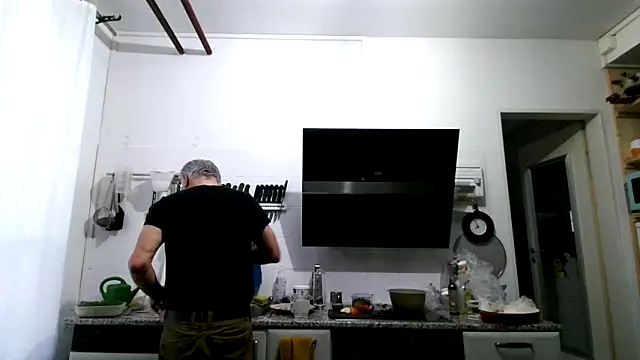 Berg Boy online show from 02/24/26, 06:55