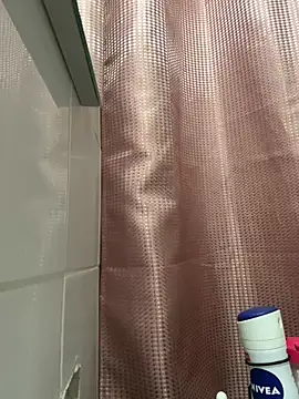 Snapshot of Hugo34bg chatting on 04/10/26, 04:50 Hugo34bg online show from 04/10/26, 04:50