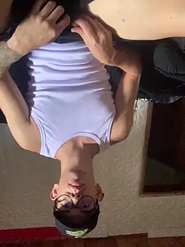 Snapshot of craxybaby chatting on 03/18/25, 09:43 craxybaby online show from 03/18/25, 09:43