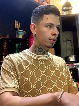 Snapshot of craxybaby chatting on 10/04/25, 07:56 craxybaby online show from 10/04/25, 07:56