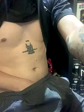 Snapshot of craxybaby chatting on 10/12/25, 01:54 craxybaby online show from 10/12/25, 01:54