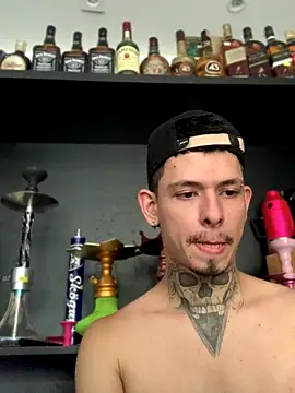 Snapshot of craxybaby chatting on 10/16/25, 12:06 craxybaby online show from 10/16/25, 12:06