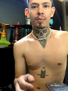 Snapshot of craxybaby chatting on 11/12/25, 12:16 craxybaby online show from 11/12/25, 12:16