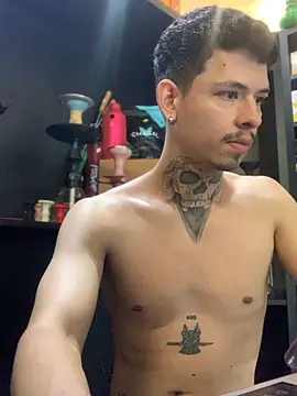 Snapshot of craxybaby chatting on 11/24/25, 03:12 craxybaby online show from 11/24/25, 03:12