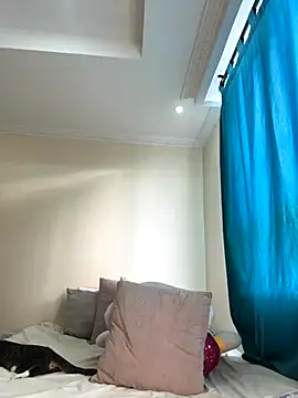 Snapshot of Ivelleee_ chatting on 10/09/25, 09:02 Ivelleee online show from 10/09/25, 09:02