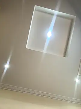 Snapshot of Ivelleee_ chatting on 11/19/25, 09:15 Ivelleee online show from 11/19/25, 09:15