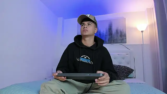 MathewAdams online show from 03/21/25, 01:45