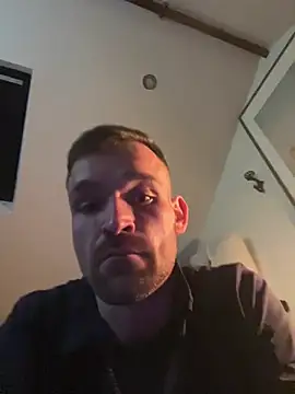 Snapshot of LKC94 chatting on 03/23/25, 12:36 LKC94 online show from 03/23/25, 12:36