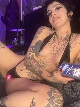 littleinkedblaise666 online show from 11/23/25, 06:30