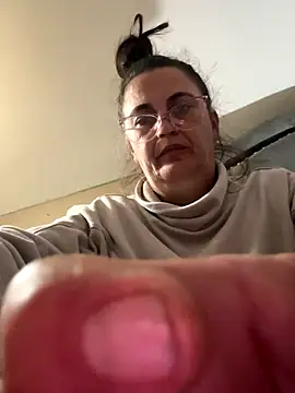 tttttyta online show from 10/28/25, 01:20