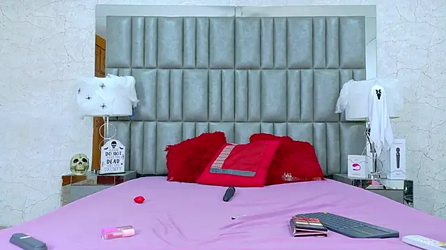 CamilaJohnston online show from 10/16/25, 08:32