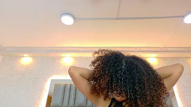 CamilaJohnston online show from 05/07/26, 04:45