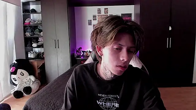 xIce Boy online show from 02/16/26, 02:02