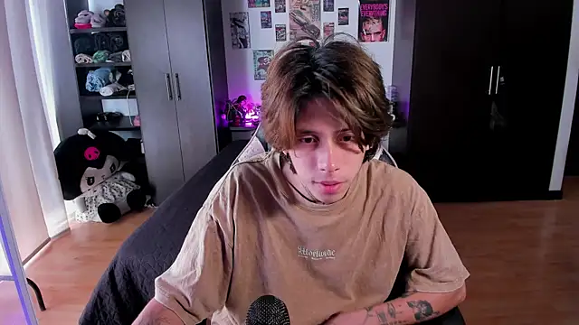 xIce Boy online show from 04/12/26, 01:49