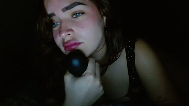 Snapshot of bran_lindi chatting on 10/21/25, 10:54 bran lindi online show from 10/21/25, 10:54