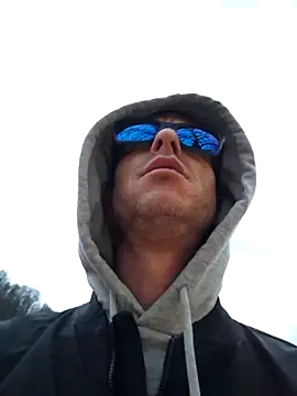 Snapshot of svenpfeifer chatting on 03/12/25, 05:17 svenpfeifer online show from 03/12/25, 05:17