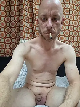 Snapshot of svenpfeifer chatting on 10/23/25, 06:17 svenpfeifer online show from 10/23/25, 06:17