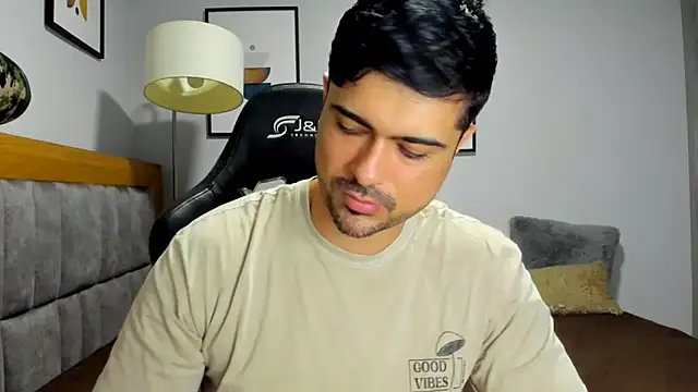 Dante Storm online show from 12/15/25, 04:06