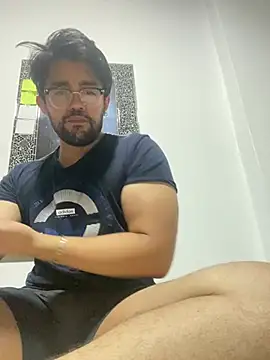 Snapshot of SrM0rgan chatting on 03/23/25, 04:38 SrM0rgan online show from 03/23/25, 04:38