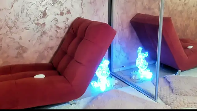 LesyaTouch online show from 12/13/25, 08:36