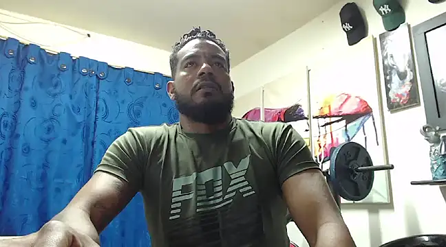 BladeFoxxx1 online show from 03/12/25, 07:02