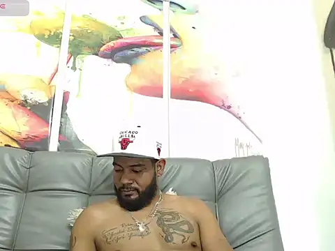 BladeFoxxx1 online show from 10/26/25, 01:44