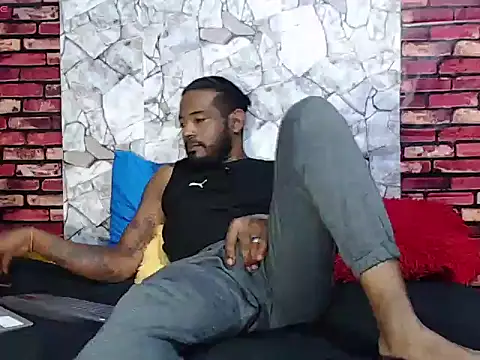 BladeFoxxx1 online show from 02/10/26, 02:48