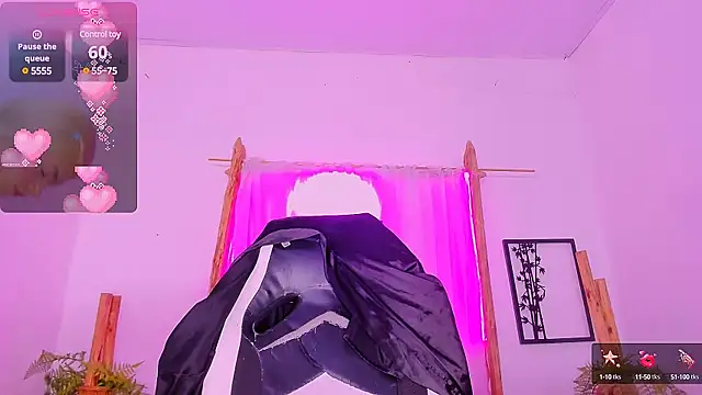 Brithanycullen online show from 03/18/25, 06:14