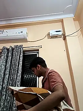 Snapshot of sutfvkii chatting on 10/01/25, 12:22 sutfvkii online show from 10/01/25, 12:22