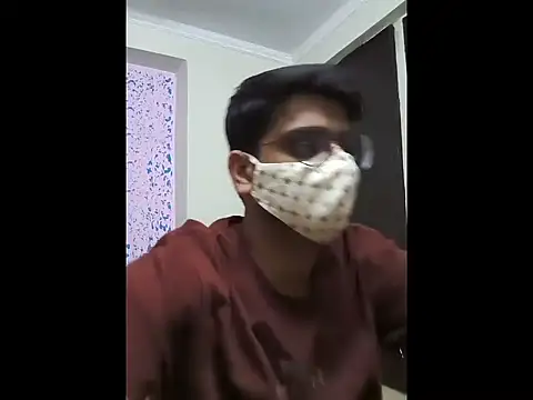 Snapshot of sutfvkii chatting on 10/25/25, 05:30 sutfvkii online show from 10/25/25, 05:30