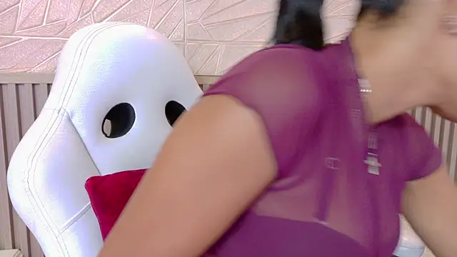 Gaviluc  online show from 04/15/26, 11:50