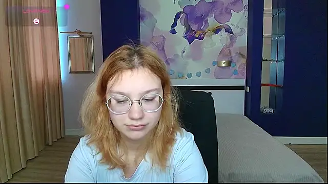 AngelinaLow online show from 01/09/26, 12:30