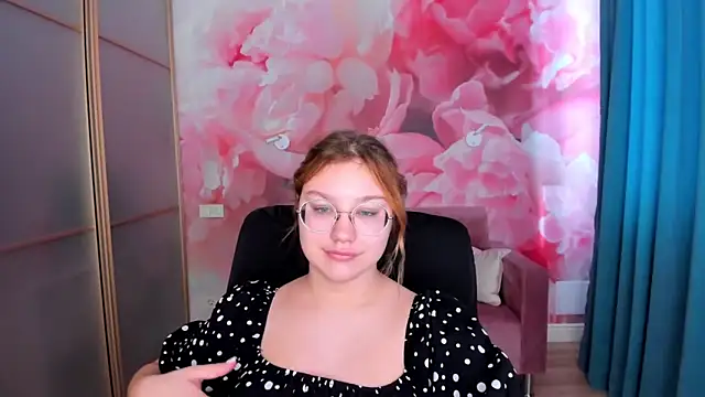 AngelinaLow online show from 03/02/26, 12:34