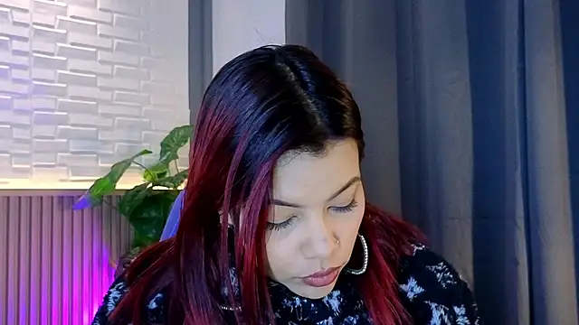 TiffanyWalk online show from 10/23/25, 10:36