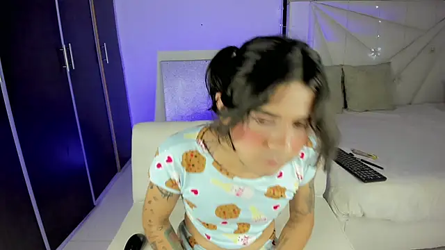 Zion Moore online show from 03/18/25, 12:58