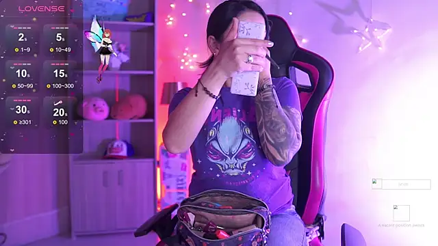 Madison Mayer online show from 11/07/25, 12:49