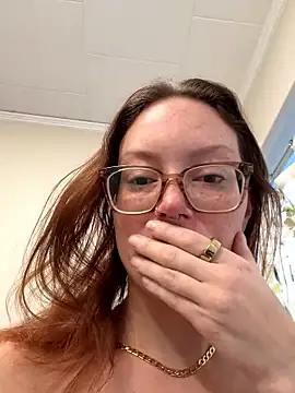 SpaceCowWhore online show from 01/15/26, 05:27