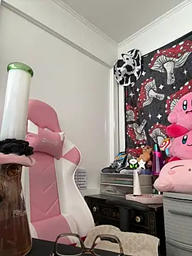 SpaceCowWhore online show from 02/06/26, 03:37